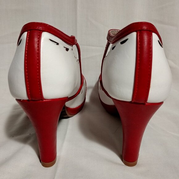 Ellie || 3.5" Bettie Page Holly Pump - White/Red - Picture 3 of 16